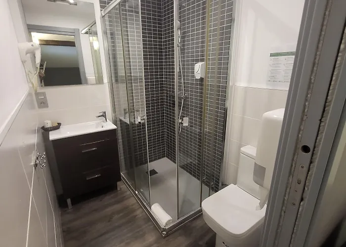 Bellevue Hotel 2*